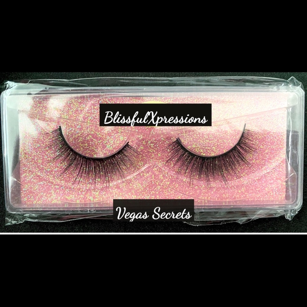 💫🏆HOST PICK💫🏆🛍Brand New“Vegas Secrets”-Lashes